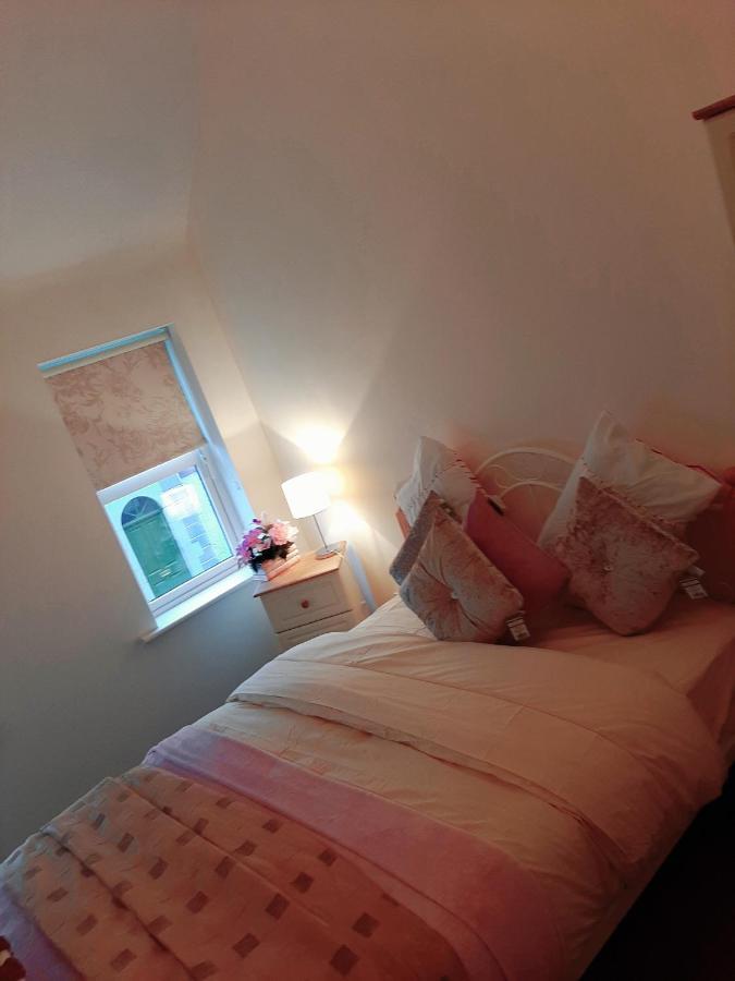 Main Street Apartment Carrick on Shannon 外观 照片